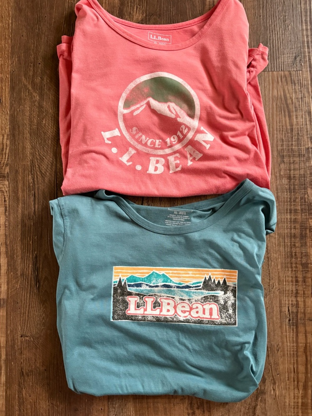 L.L. Bean set 2 graphic tees camp women’s XL teal and coral mountains camp
